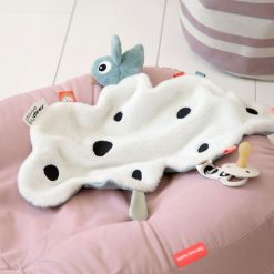 Done by Deer Doudou Personnalise | Doudou Plat Avec Attache Sucette - Happy Clouds Bleu